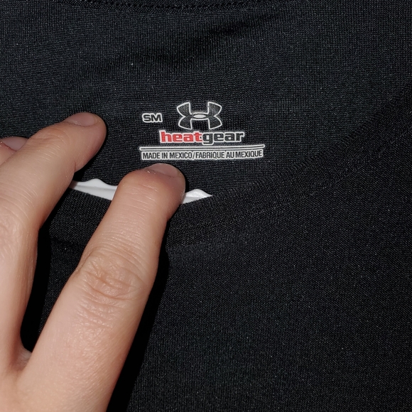 Under Armour Work Out Top - Picture 2 of 2